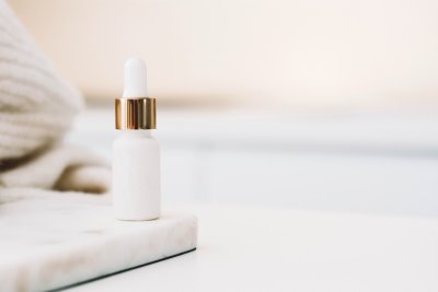 Waarom iedereen nu over exosomen in skincare praat